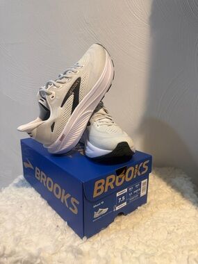 Brooks Running Shoes in Light Gray and Black Accents
